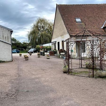 Charmant T2 Au 1Er Dans Residence Avec Parc Arbore Saint-Pierre-le-Moutier Экстерьер фото