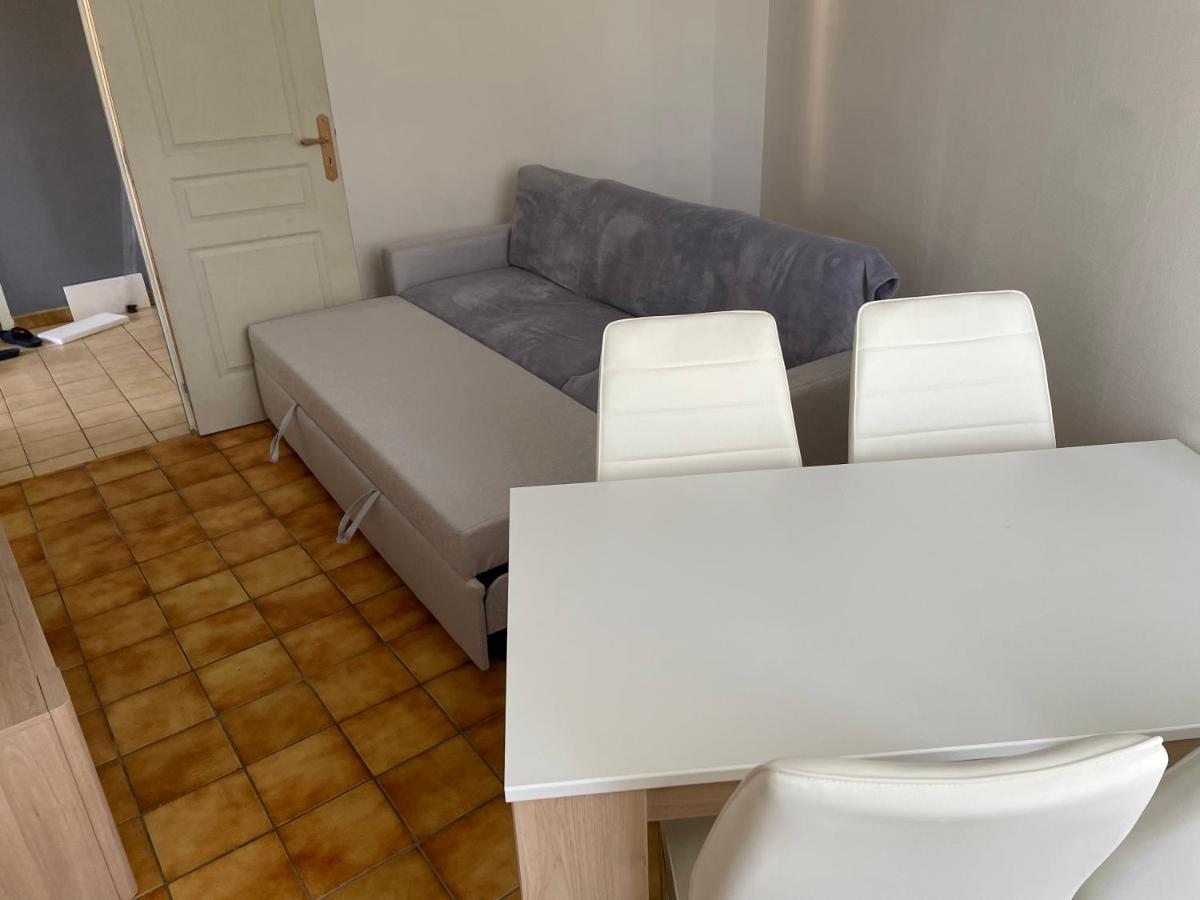 Charmant T2 Au 1Er Dans Residence Avec Parc Arbore Saint-Pierre-le-Moutier Экстерьер фото