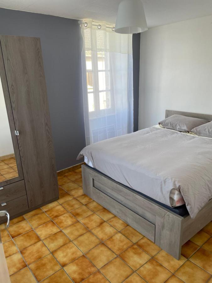 Charmant T2 Au 1Er Dans Residence Avec Parc Arbore Saint-Pierre-le-Moutier Экстерьер фото